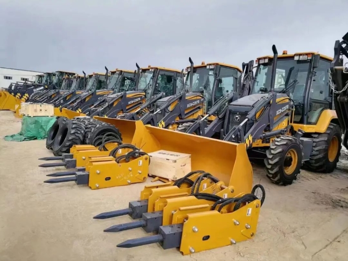 7b7109d0e31344db8b17cb69c85dba75