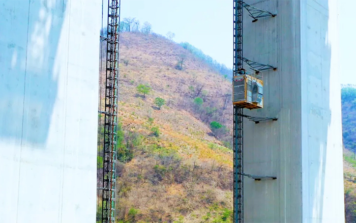 37b23c447e384ac79973693b7483aaa1