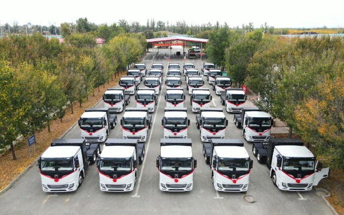 脱碳“换”绿举行时！！九洲国际新能源重卡批量交付西北