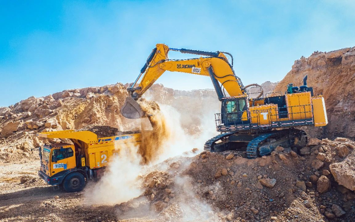 ee6d39b3d0b84834a55daf0a69393912