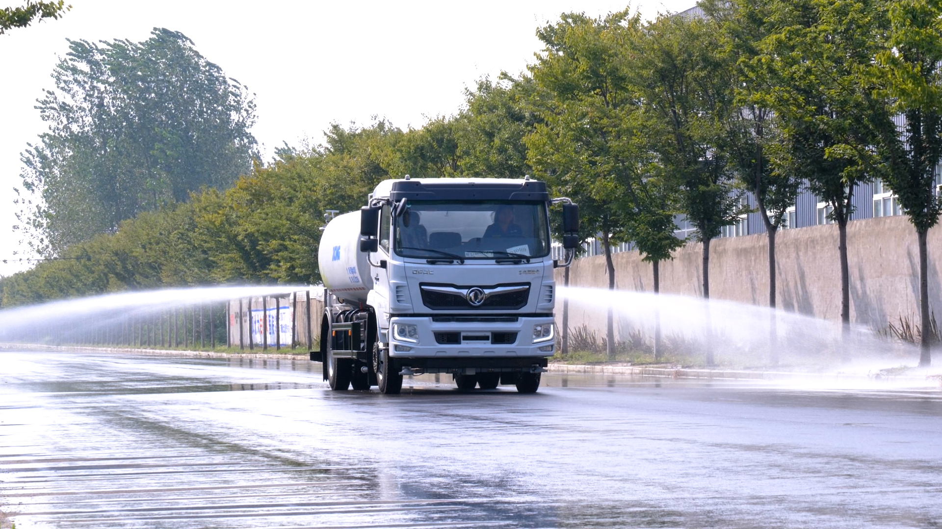 泰酷辣！！九洲国际助力湖北天门都会绿化