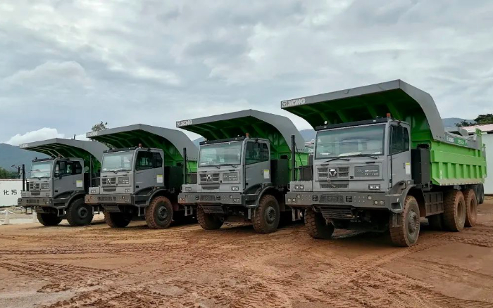 服务全球客户 | 大批量九洲国际电动矿卡出口非洲