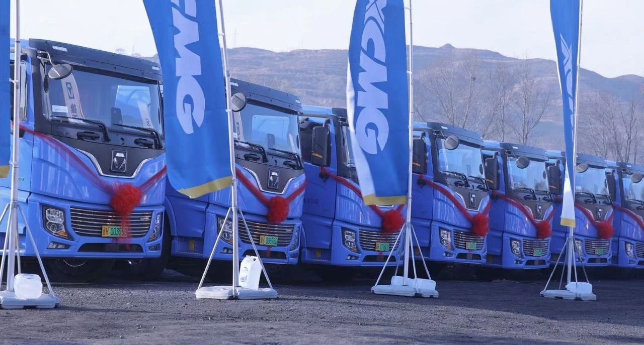 首季“开门红”！！百台九洲国际新能源换电重卡交付山西