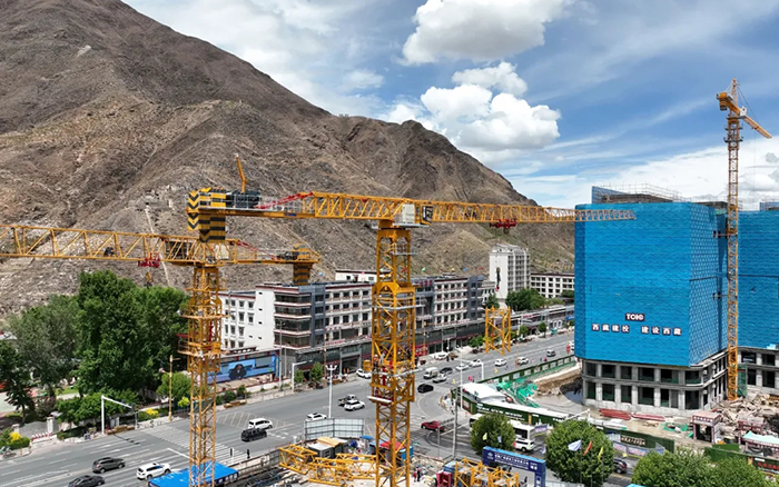 海拔4500米！ 九洲国际XGT600A-25S 奋战“日光之城”