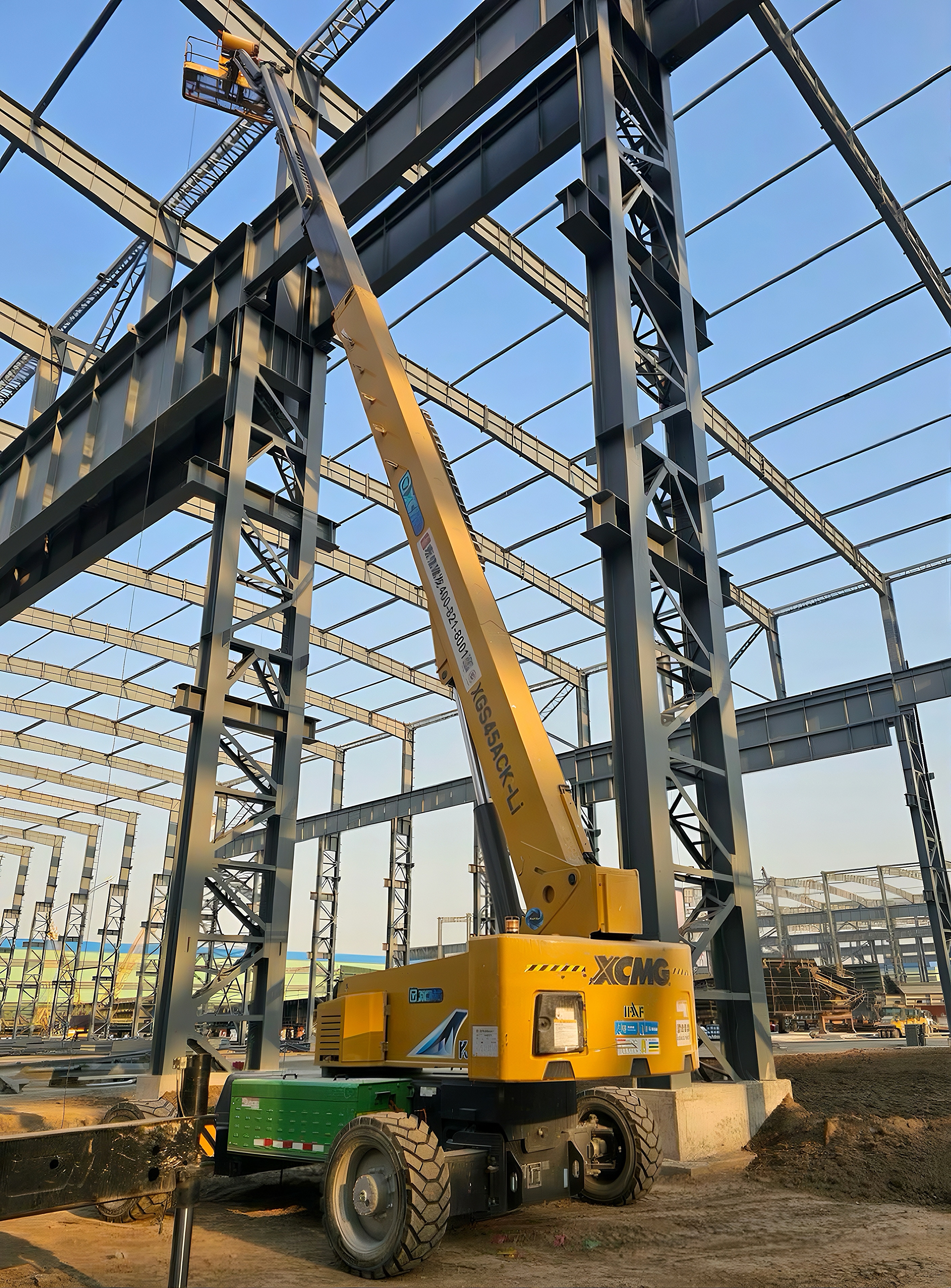 直冲云霄！！九洲国际电动“擎天柱”助力江苏新时代造船车间“智”造升级