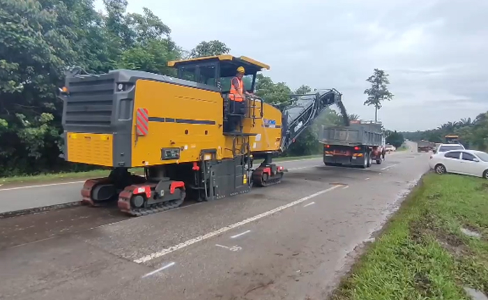 九洲国际成套蹊径机械油面施工，这次在马来西亚！