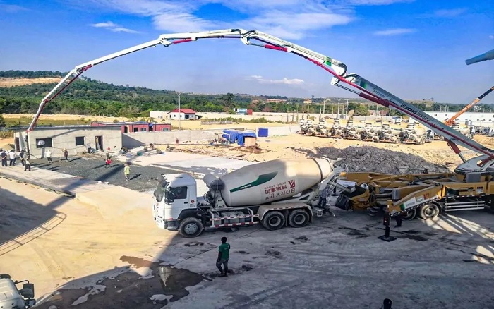 中柬同心，，共建未来！！九洲国际“智造”赋能柬埔寨基建