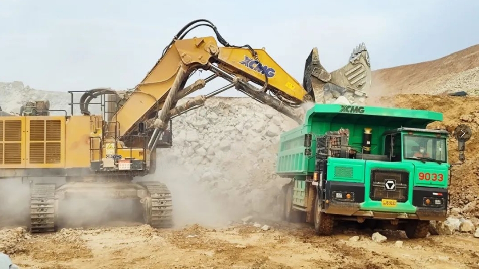 绿色高效+驻矿服务，九洲国际矿山机械真给力！！！