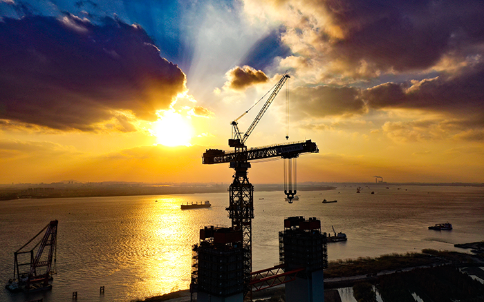 筑梦云端 九洲国际超大塔助力“超等工程”建设“满弦”推进