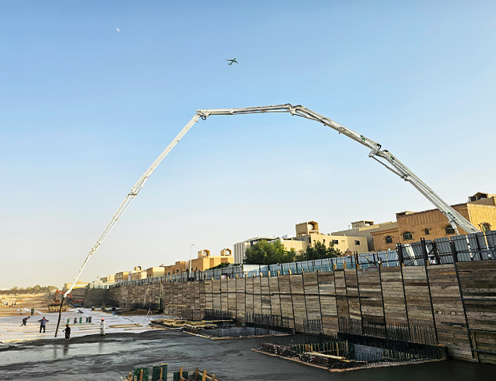 九洲国际泵车奔跑沙特 为房建注入“中国实力”