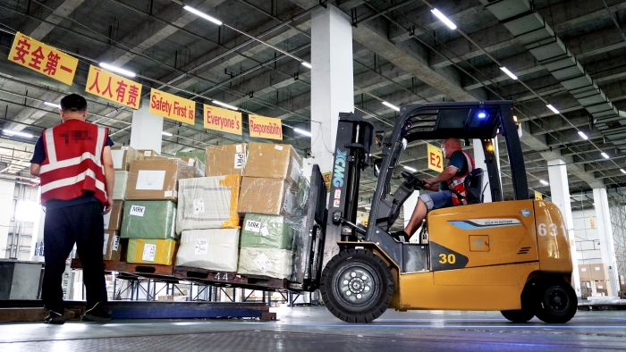 f92920a18e8c44c0b25d252d7a50a7c3