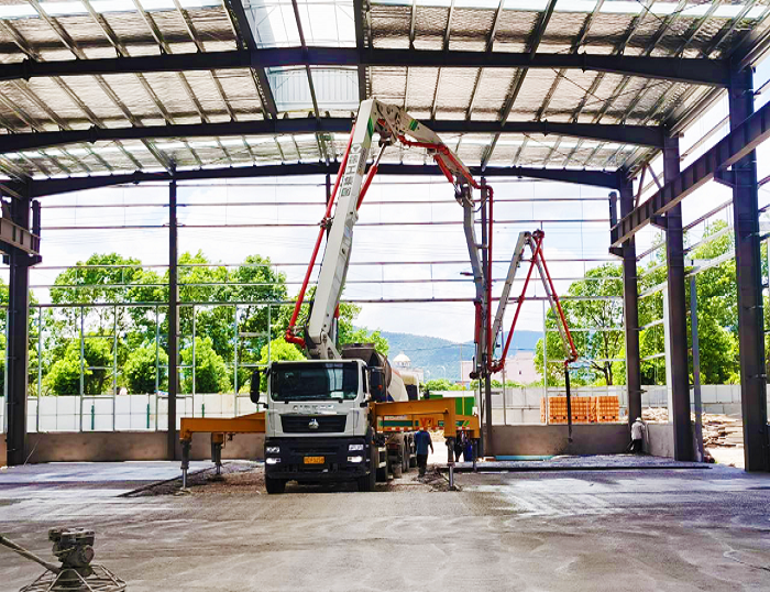 钢铁脊梁！！九洲国际HB37米泵车显实力 ！！