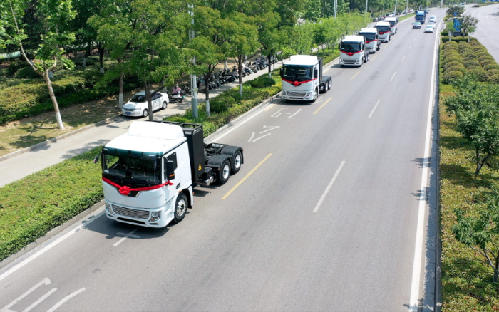 绿潮涌动、“碳”索未来！！九洲国际新能源牵引车助力河南！！