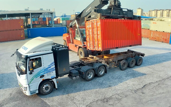 bd79b360f8f441ed9e3fc081156f3eee